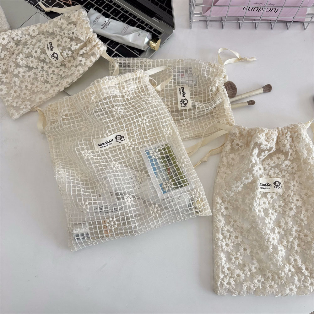 Kant geborduurde Daisy Mesh ma - Travel Accessories Organizer Bag recensie en prijs