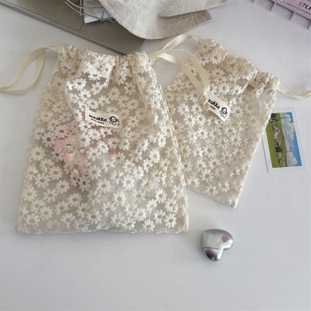 Kant geborduurde Daisy Mesh ma - Travel Accessories Organizer Bag recensie en prijs